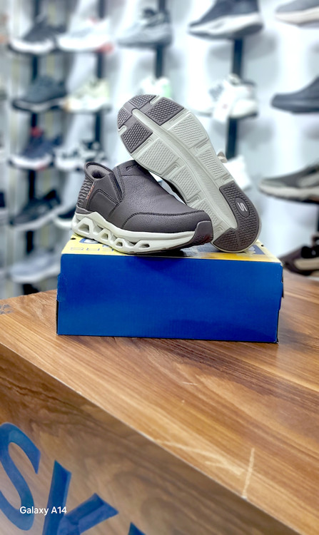 اسکیچرز واکسی و مجلسی